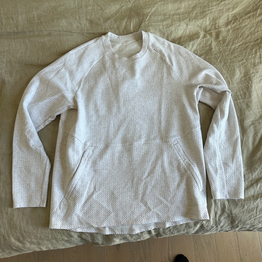10/10 Lululemon at ease crewneck sweatshirt men’s sz L light cream(white)